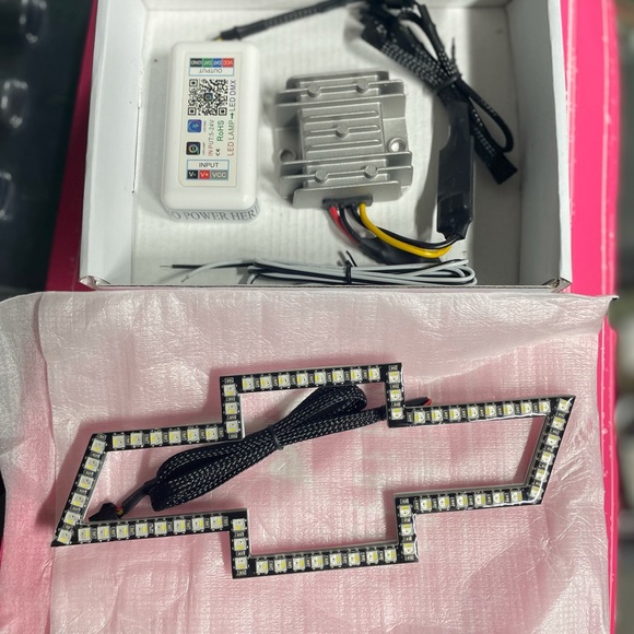 {OneUp Lighting} Chevy Bow Tie LED Light - Picture 4 of 12